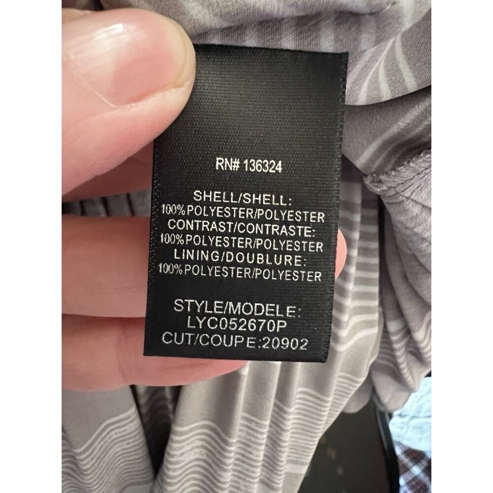 Halston Heritage Gray Graphic Stripe V-Neck Dress Bell Sleeves Pleated Hem Sz L - Picture 10 of 10